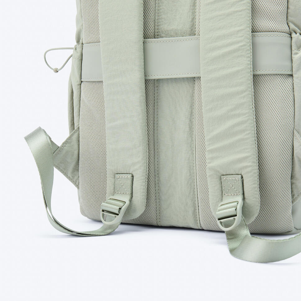 10L Laptop Backpack - Image 3