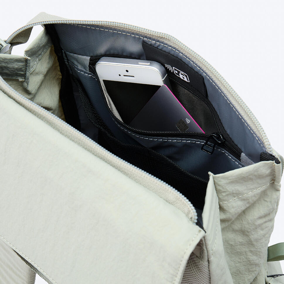 10L Laptop Backpack - Image 4