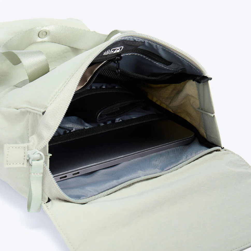 10L Laptop Backpack - Image 5