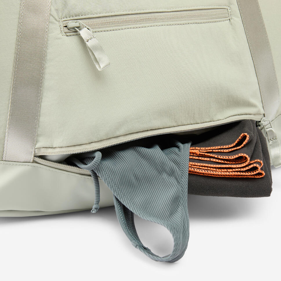 28L Sports Bag with Waterproof Pocket - Image 5