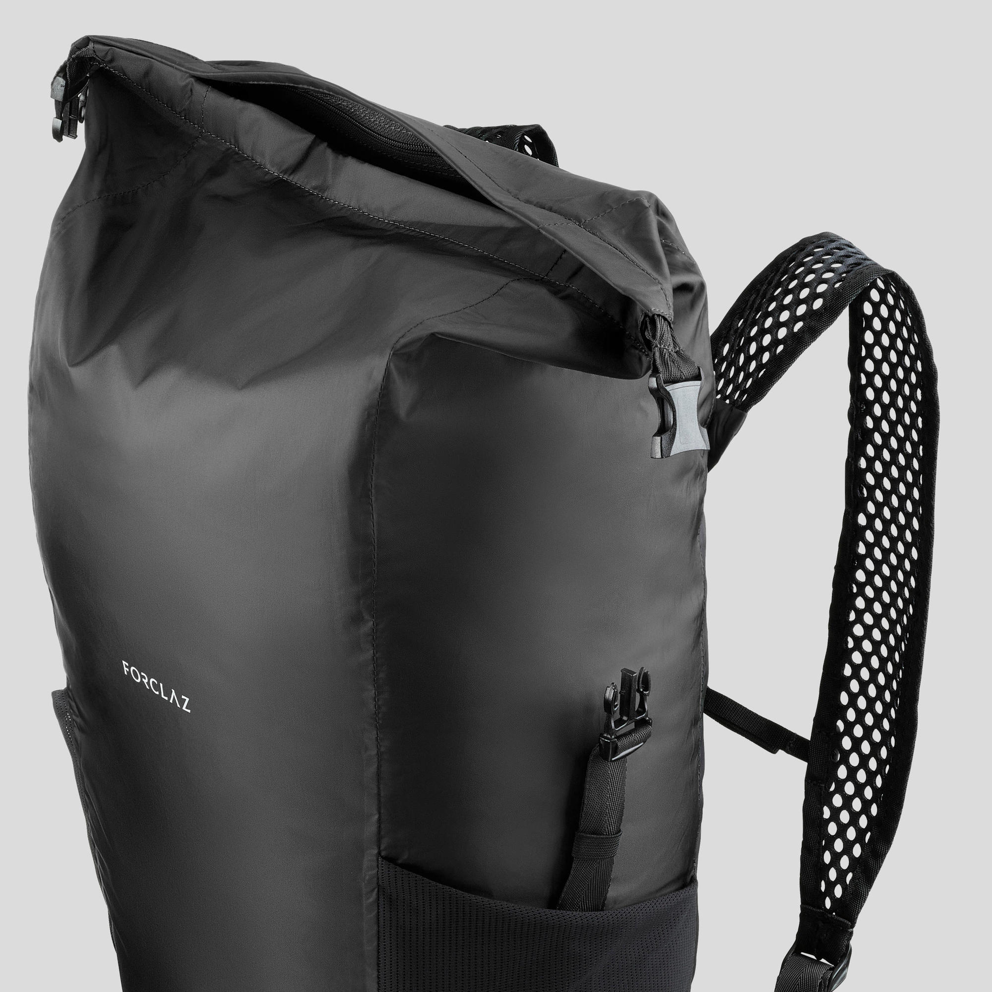 Forclaz Travel 100 Compact Waterproof 20 L Hiking Backpack - Image 5