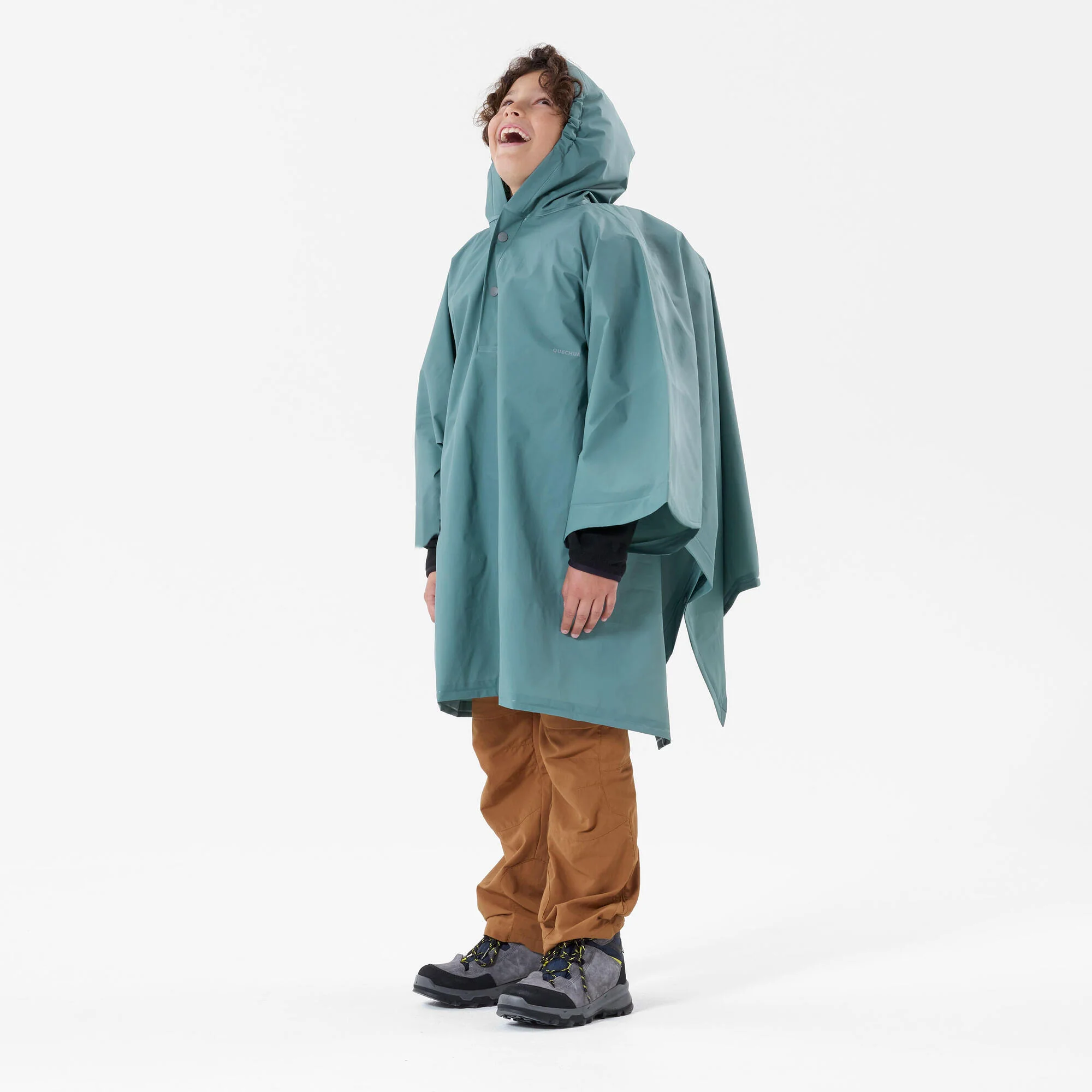 Quechua Kids’ MH100 Hiking Rain Poncho – Ages 7–15 - Image 3