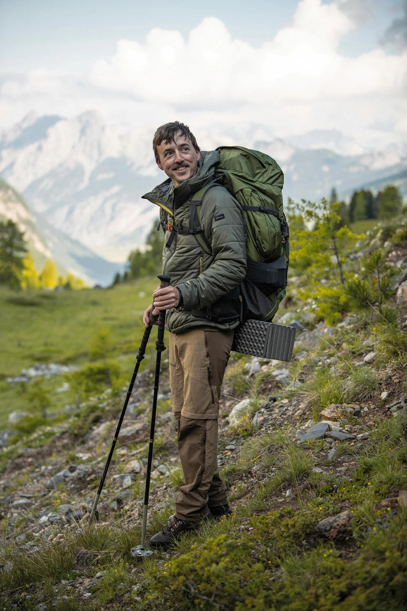 Forclaz Men's MT100 Hooded Synthetic Jacket - Image 30