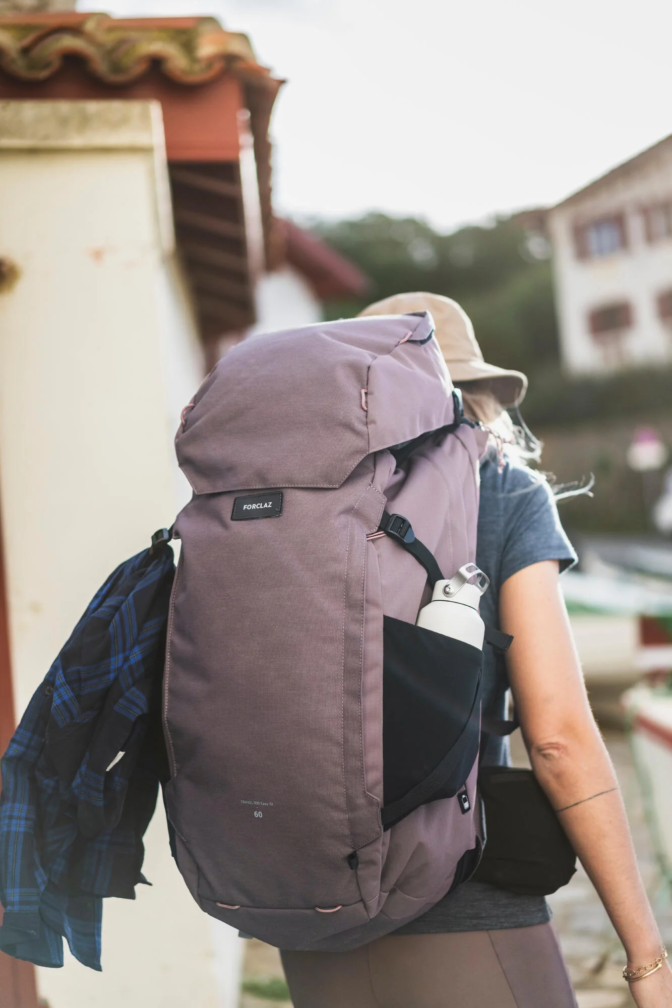 Forclaz Women's Travel 900 60 + 6 L Backpacking Pack - Image 17