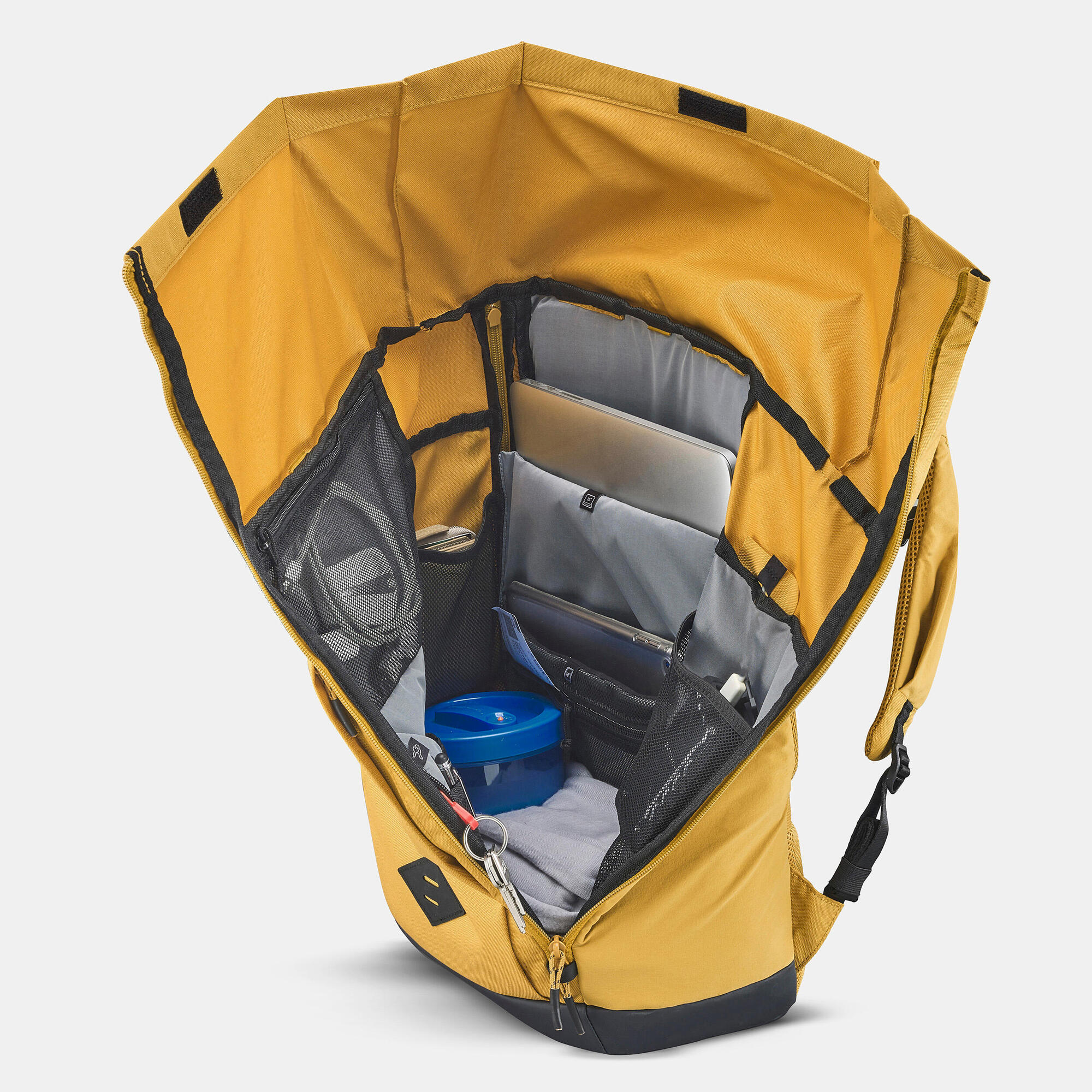 Quechua NH500 Escape Rolltop 23 L Backpack - Image 19