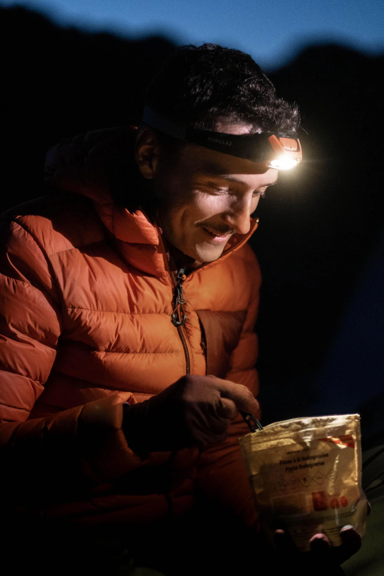 Forclaz HL900 USB V3 600 Lumen Rechargeable Head Torch - Image 13