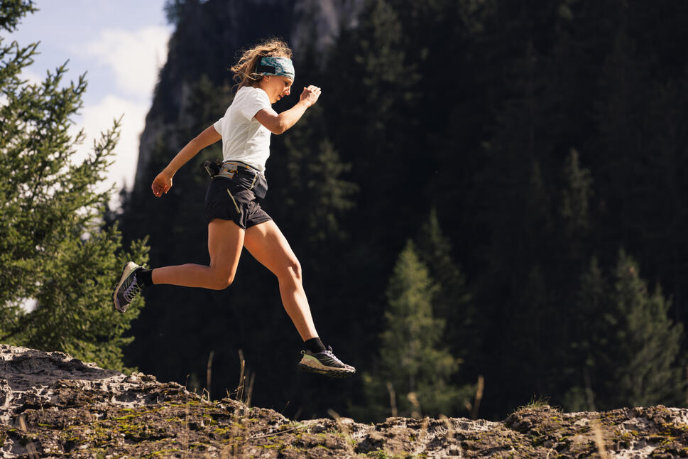 Kiprun 900 Trail Running Hydration Belt - Image 14