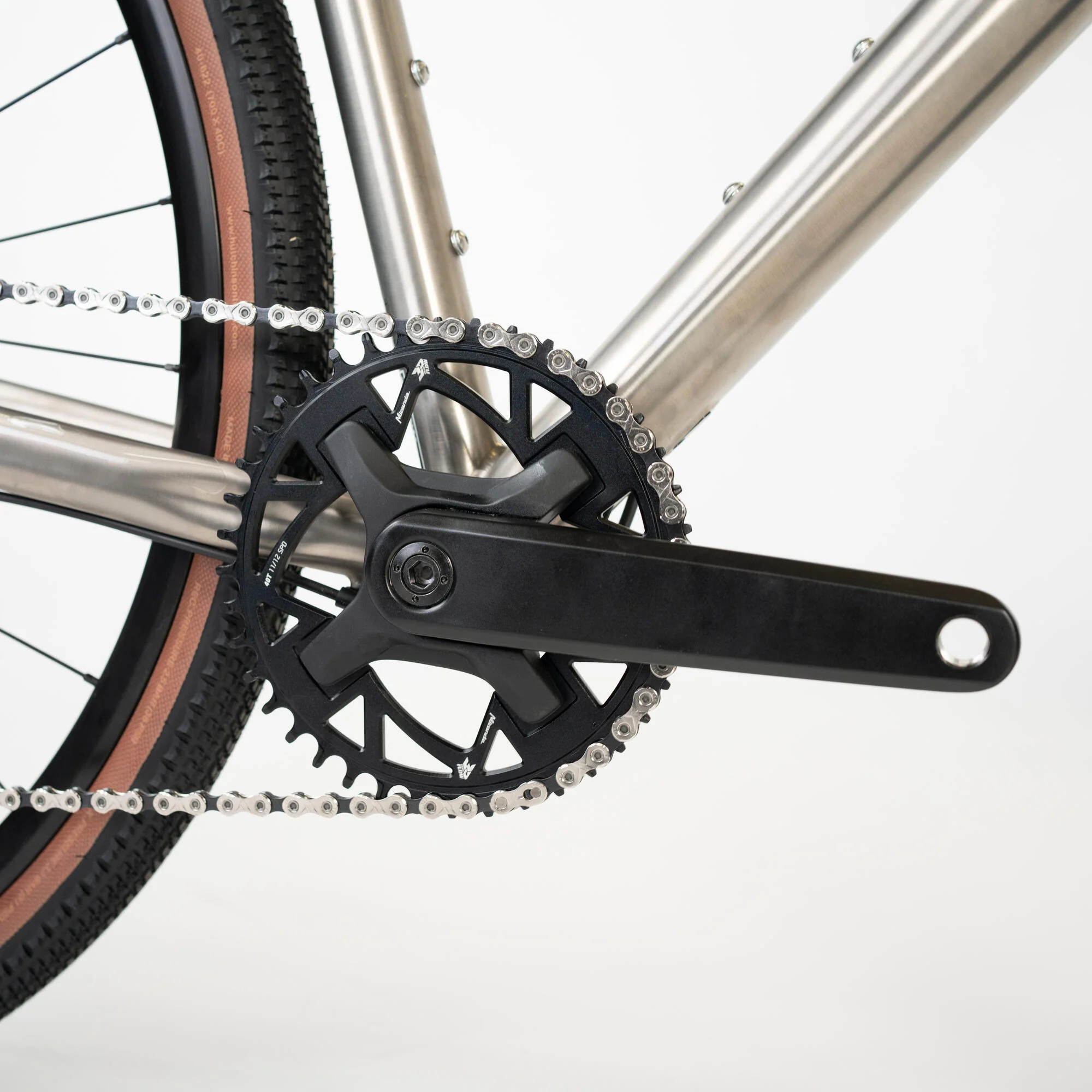 Triban GRVL 900 Ti Gravel Bike - Image 3