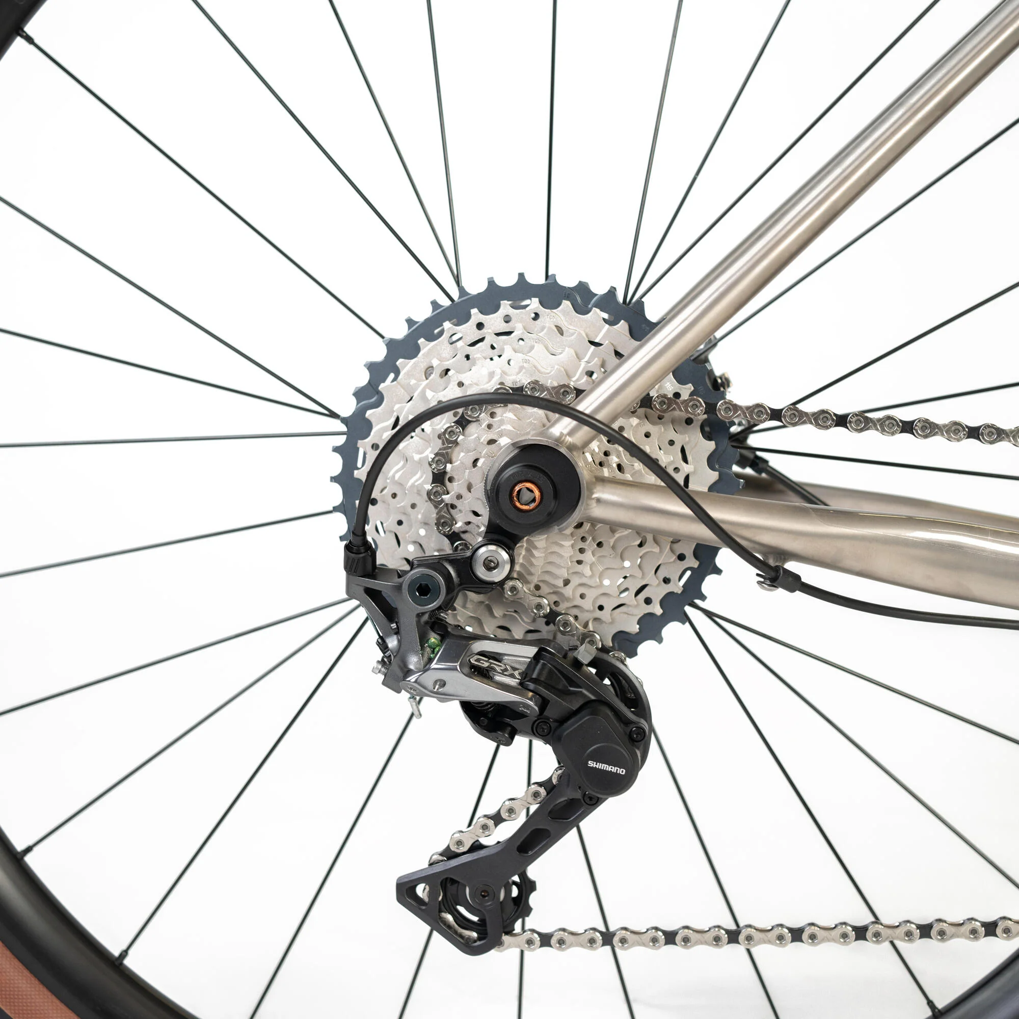 Triban GRVL 900 Ti Gravel Bike - Image 4