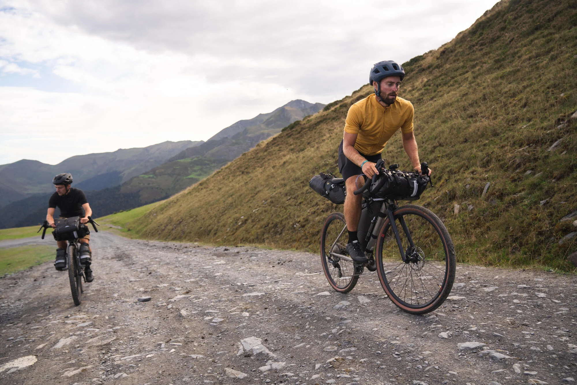 Triban GRVL 900 Ti Gravel Bike - Image 9