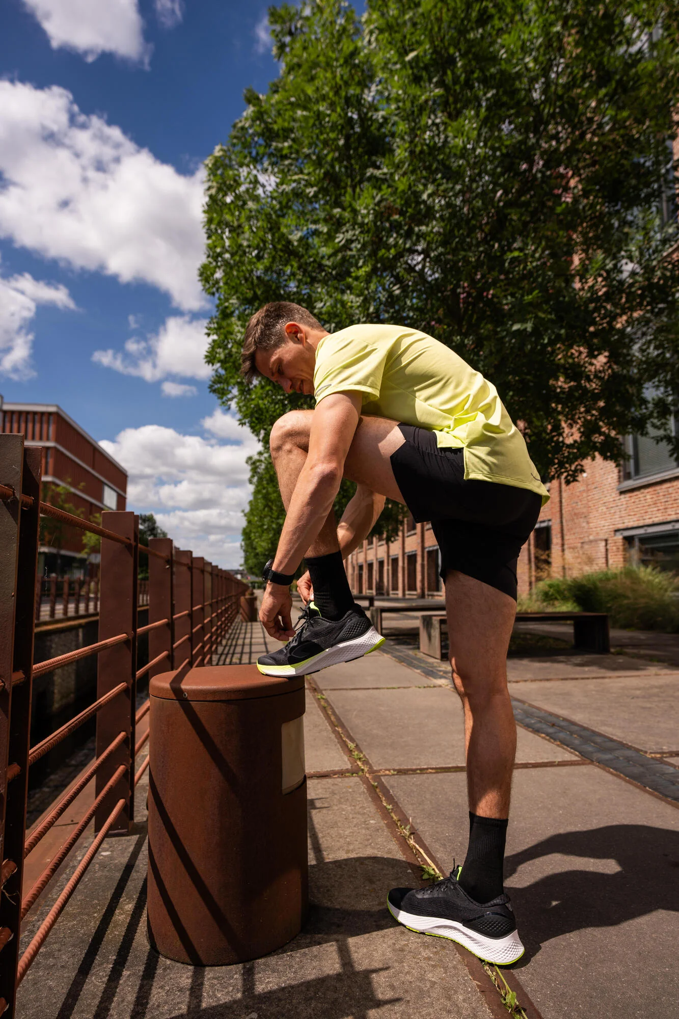 Kiprun Men's Run 500 Dry Running T-shirt - Image 15