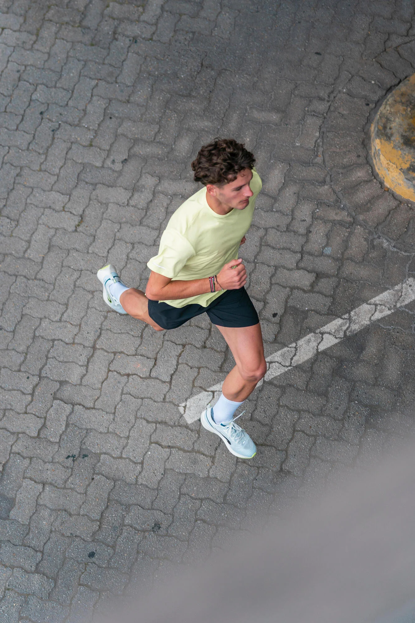 Kiprun Men's Run 500 Dry Running T-shirt - Image 16
