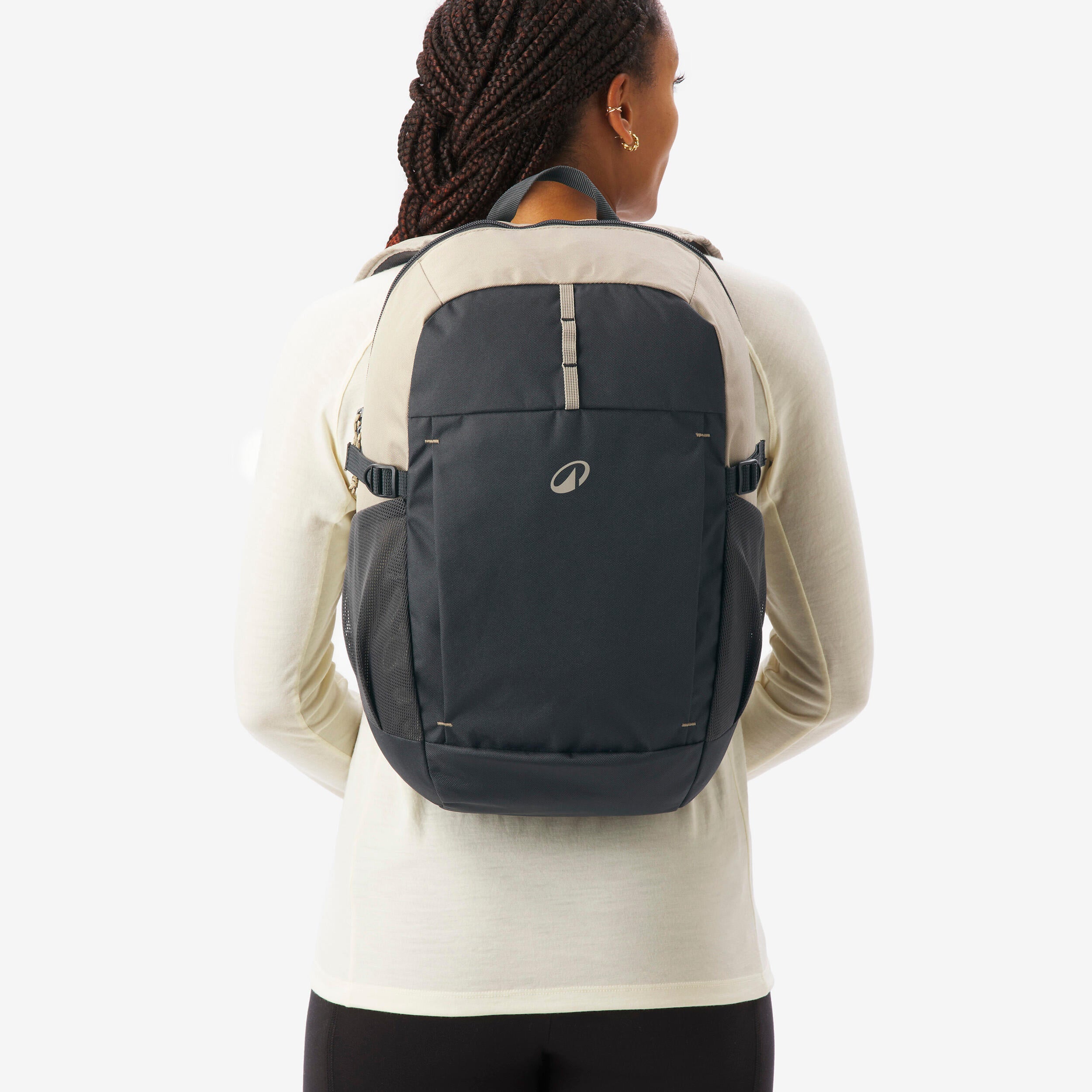 Quechua 100 Arpenaz 20L Hiking Backpack - Image 10