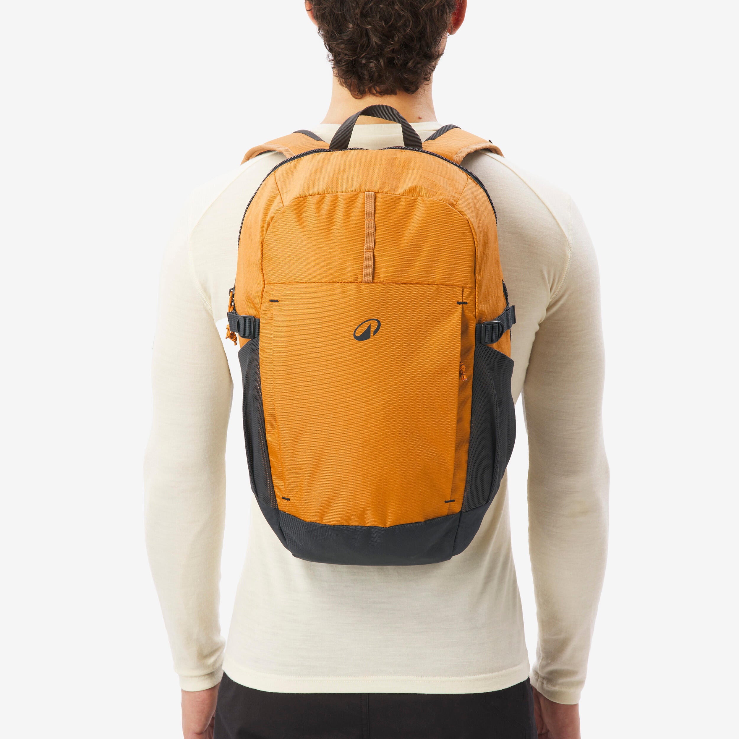 Quechua 100 Arpenaz 20L Hiking Backpack - Image 20
