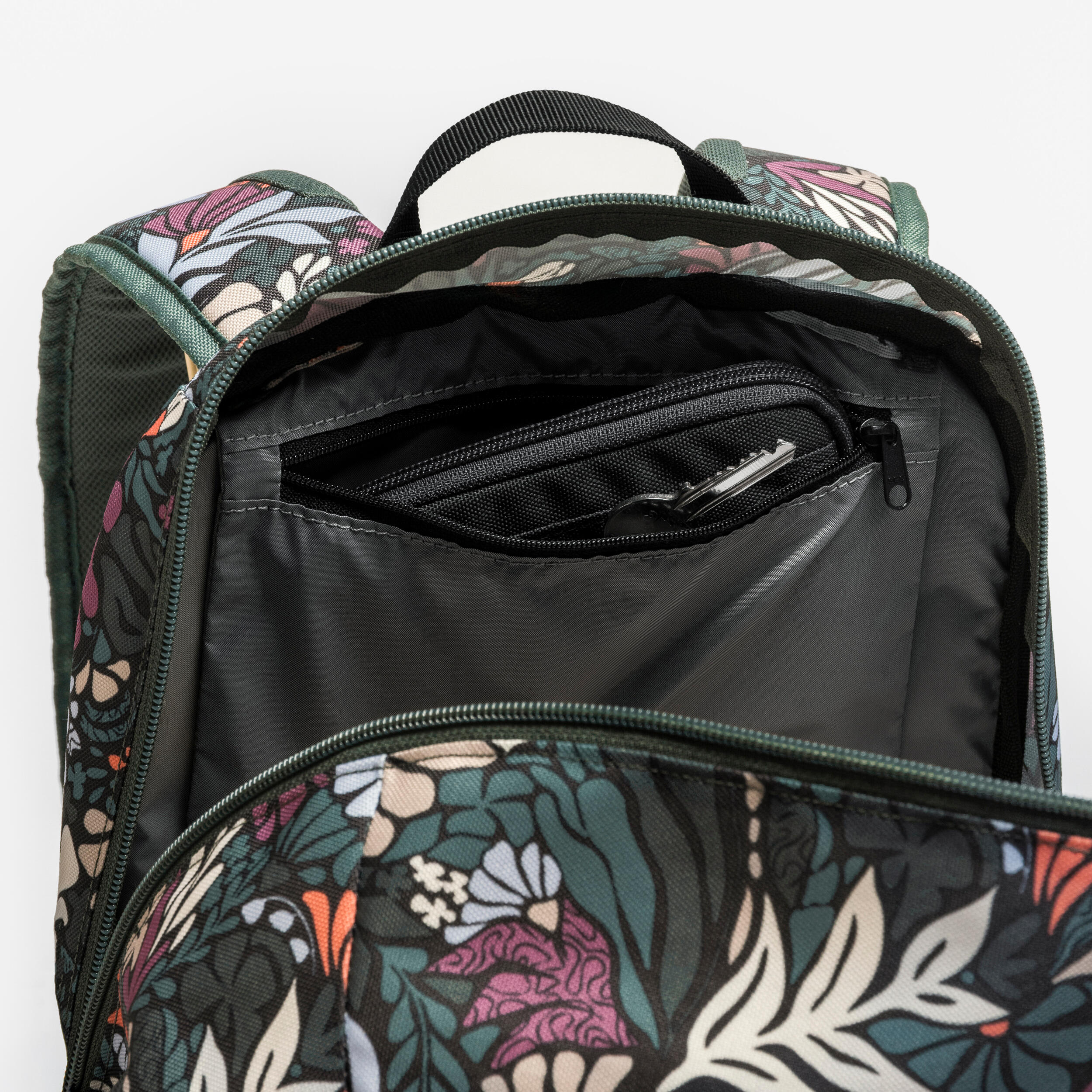 Quechua 100 Arpenaz 20L Hiking Backpack - Image 33
