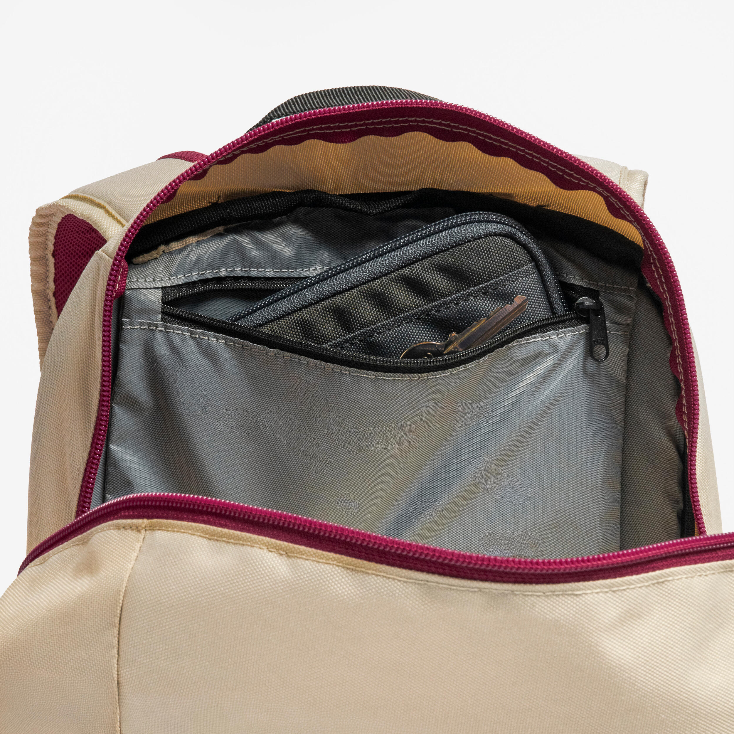 Quechua 100 Arpenaz 20L Hiking Backpack - Image 7