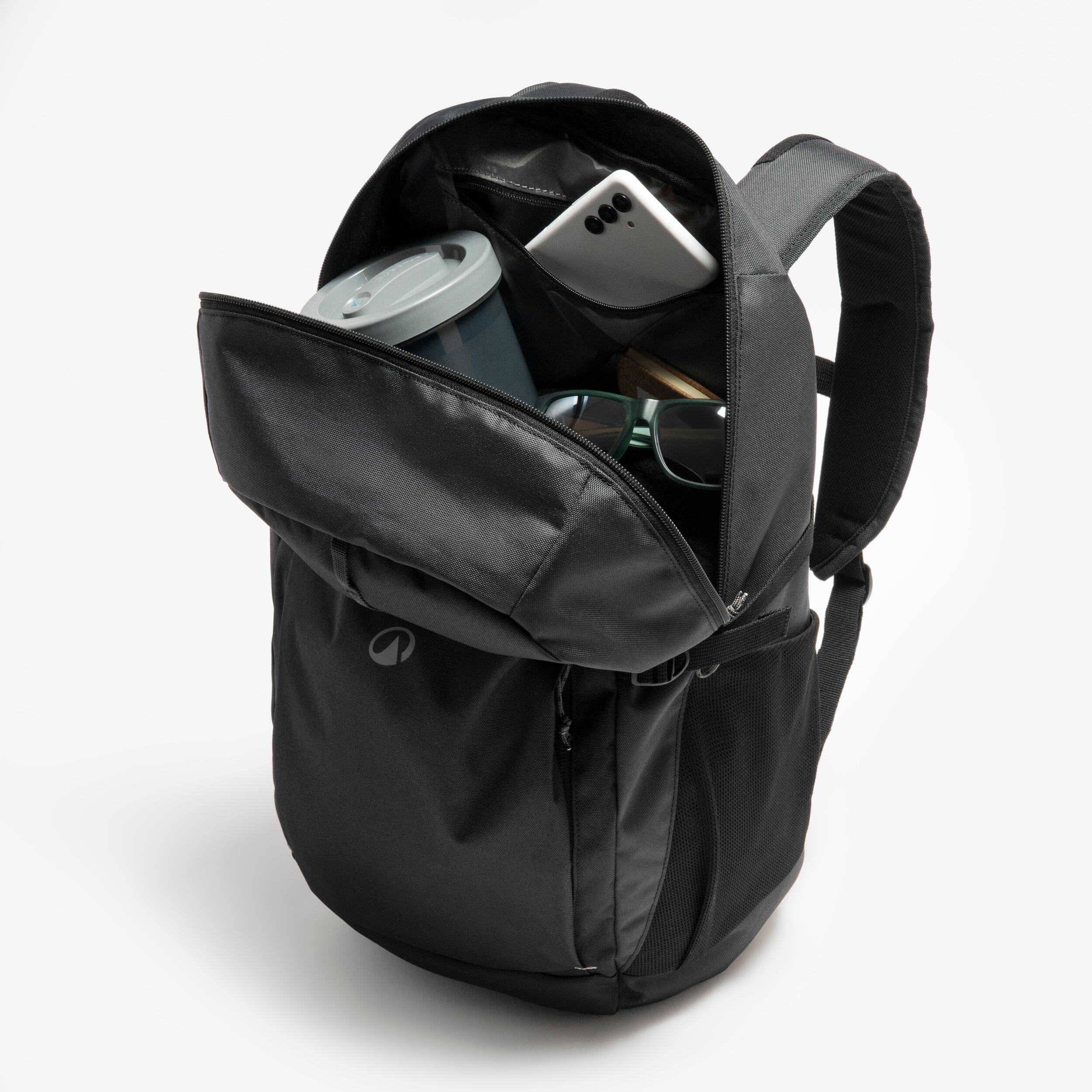 Quechua 100 Arpenaz 27L Hiking Backpack - Image 18
