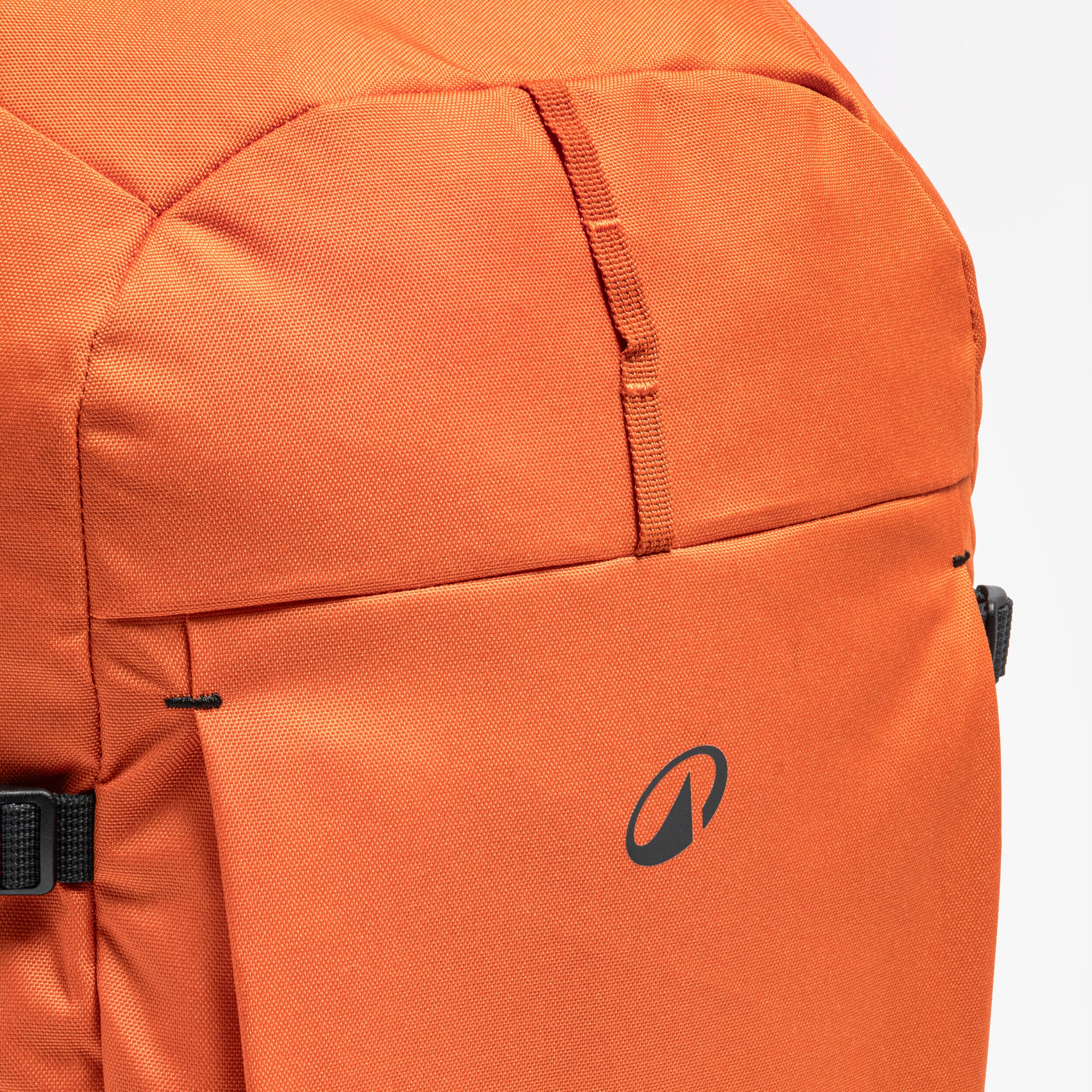 Quechua 100 Arpenaz 27L Hiking Backpack - Image 7
