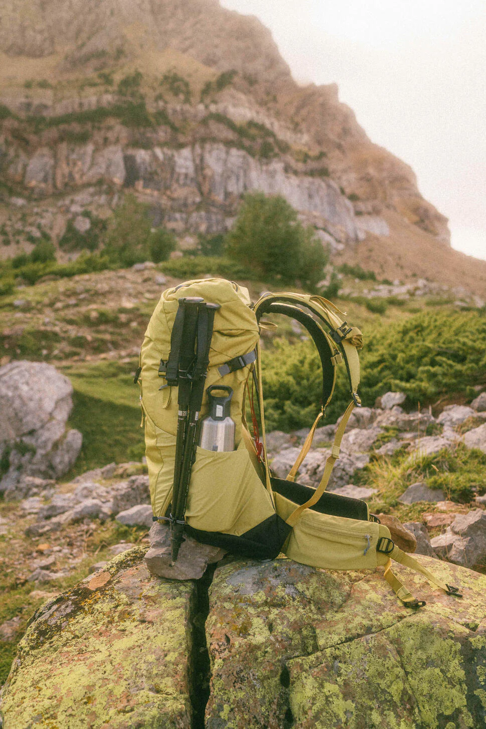 Quechua MH500 25 L Hiking Backpack - Image 25