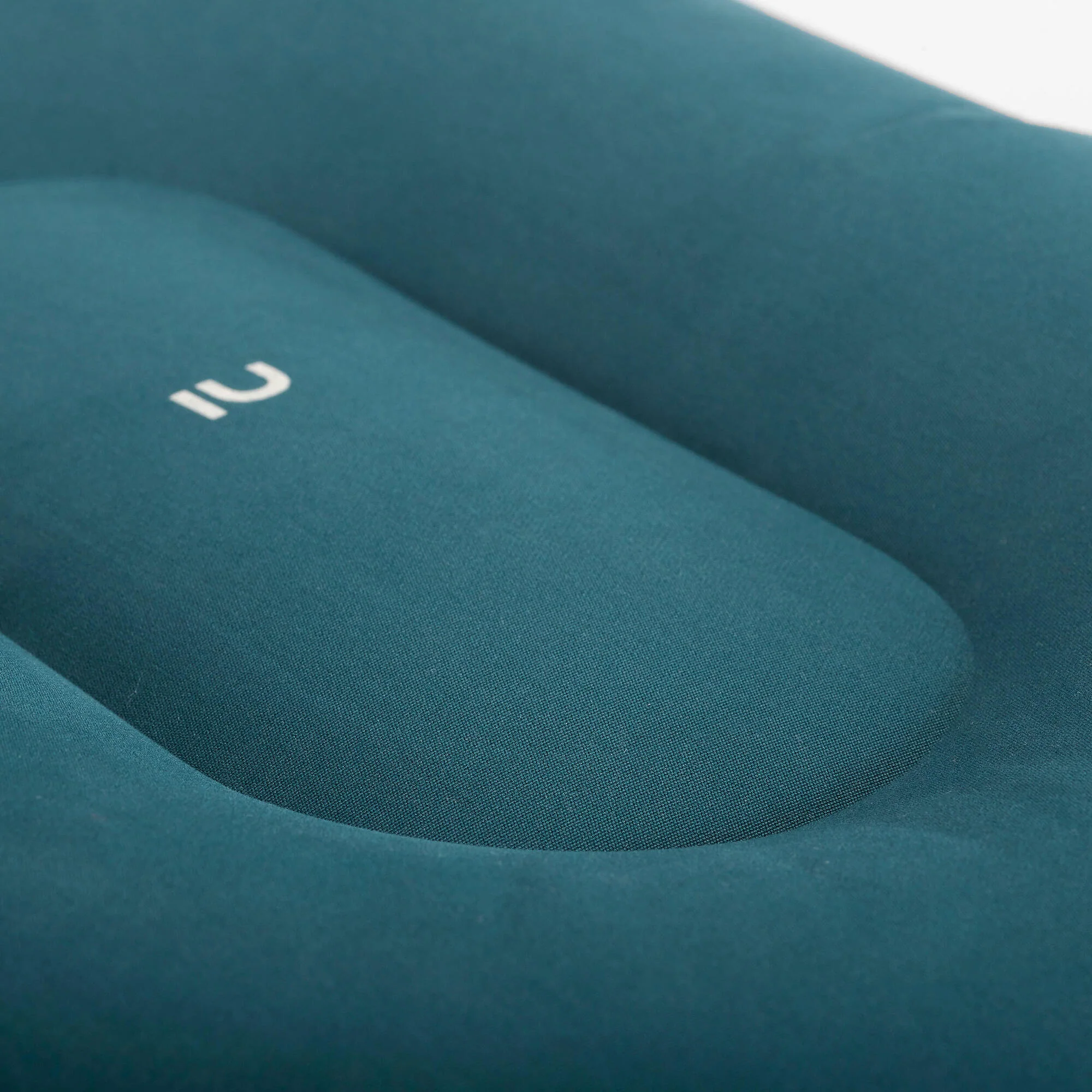 Quechua Air Basic Inflatable Camping Pillow - Image 3