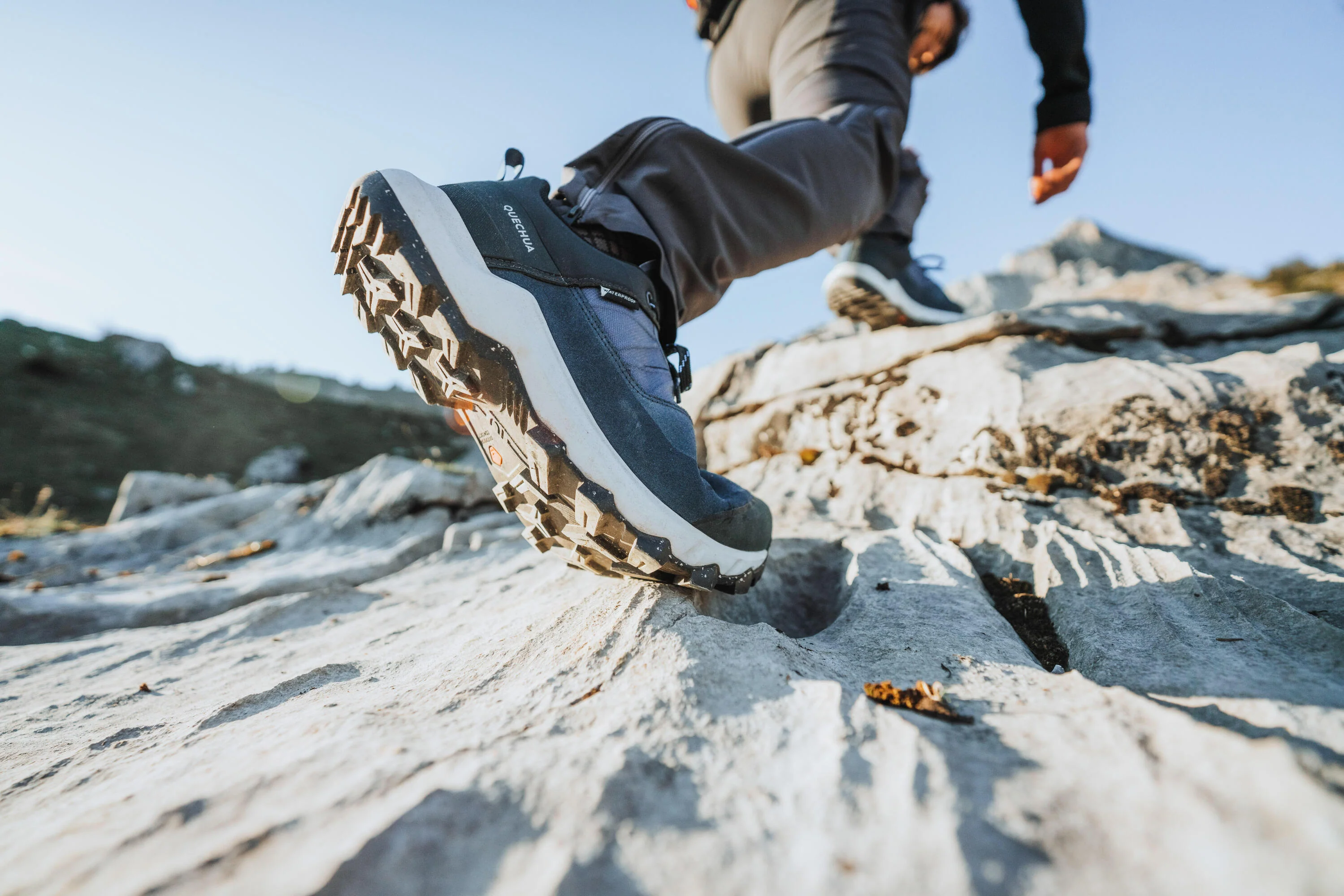 Quechua Men's MH500 Waterproof Hiking Shoes - Image 7