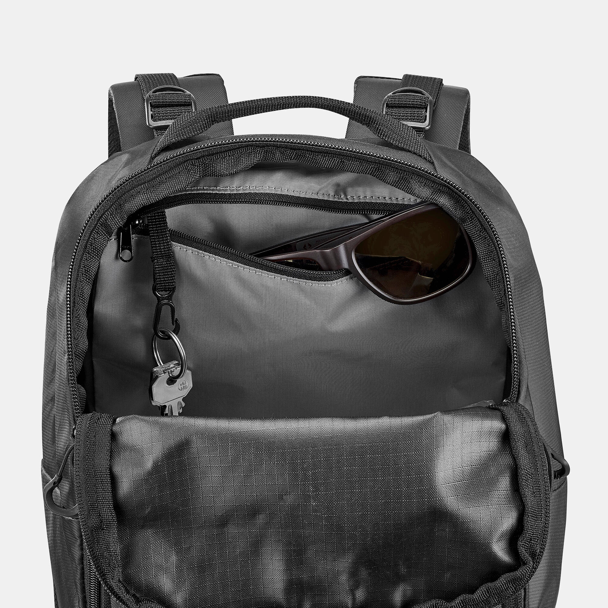 Quechua MH100 20L Hiking Backpack - Image 12
