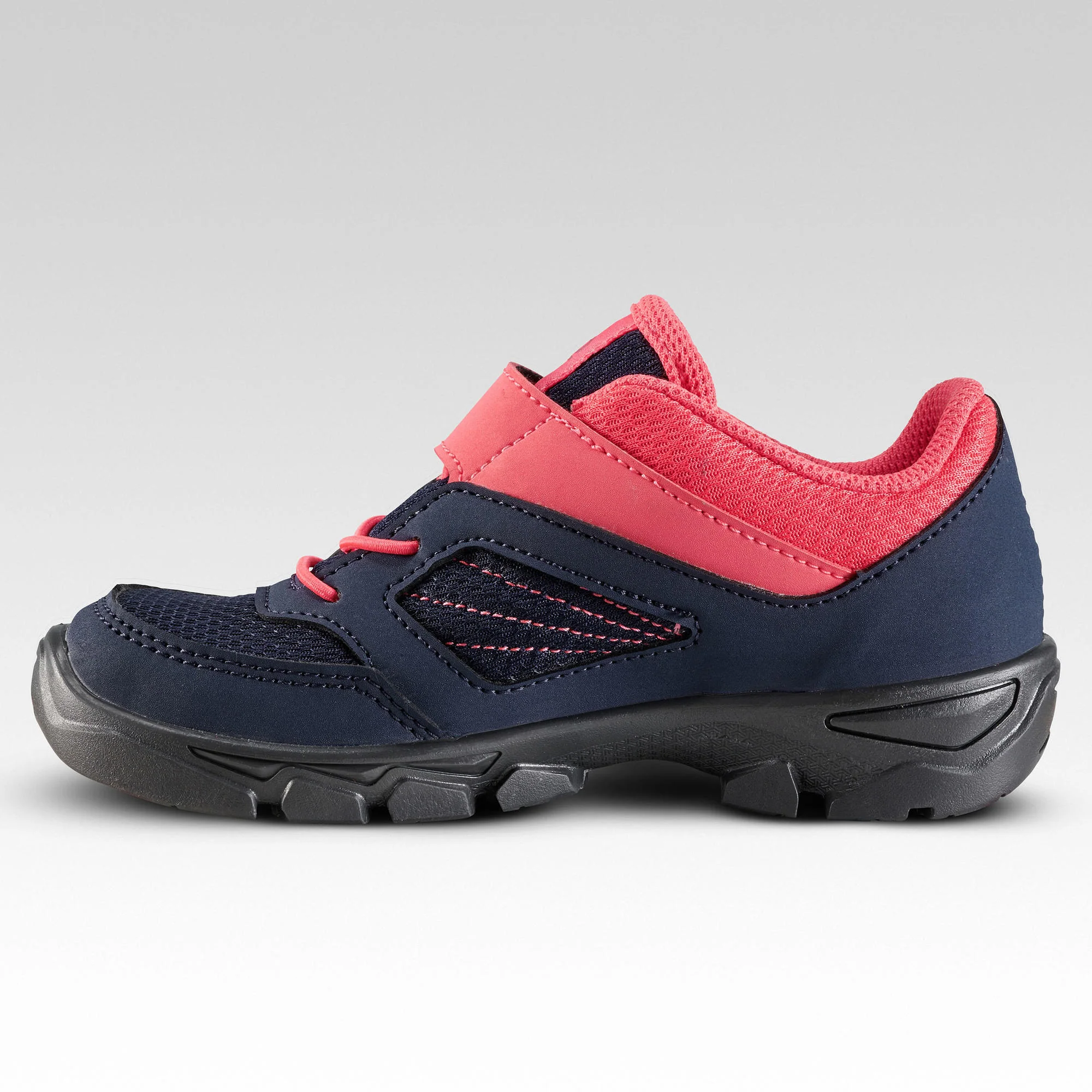 Quechua Kids’ NH100 Velcro Hiking Shoes - Image 3