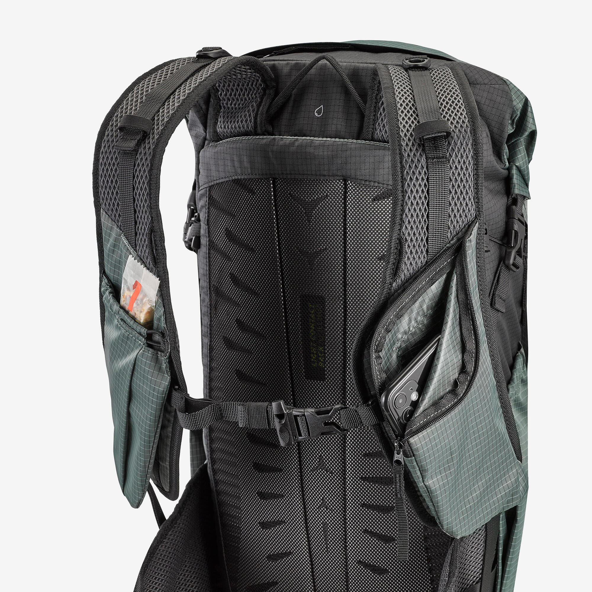 Quechua MH500 22L Lightweight Hiking Backpack - Image 12