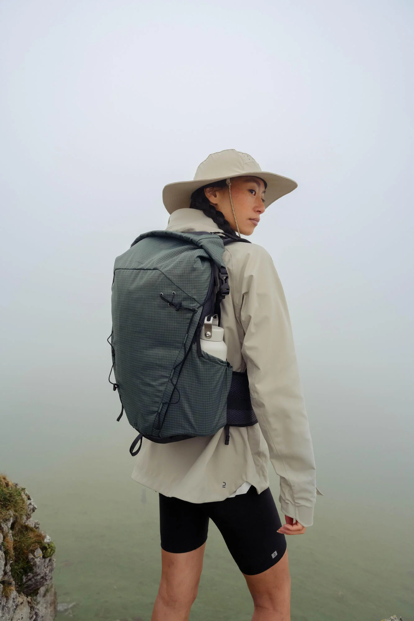 Quechua MH500 22L Lightweight Hiking Backpack - Image 14