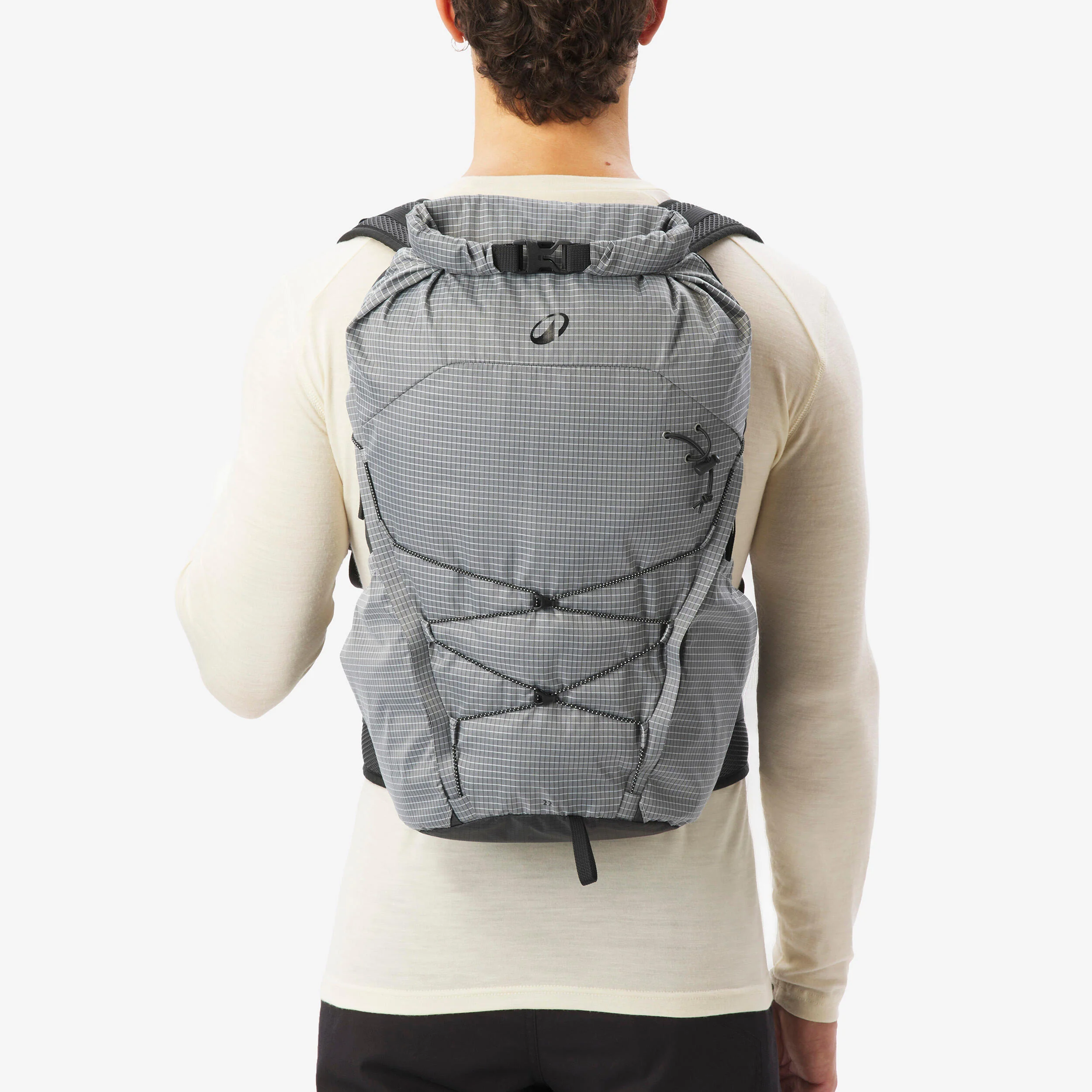 Quechua MH500 22L Lightweight Hiking Backpack - Image 28