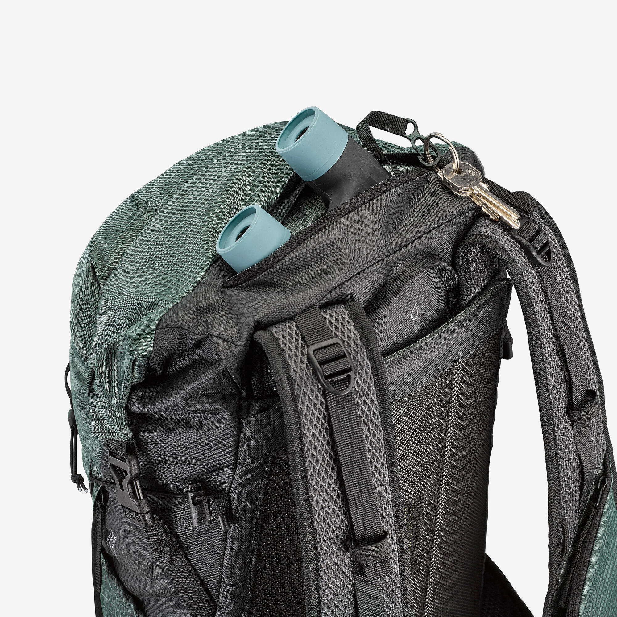Quechua MH500 22L Lightweight Hiking Backpack - Image 7