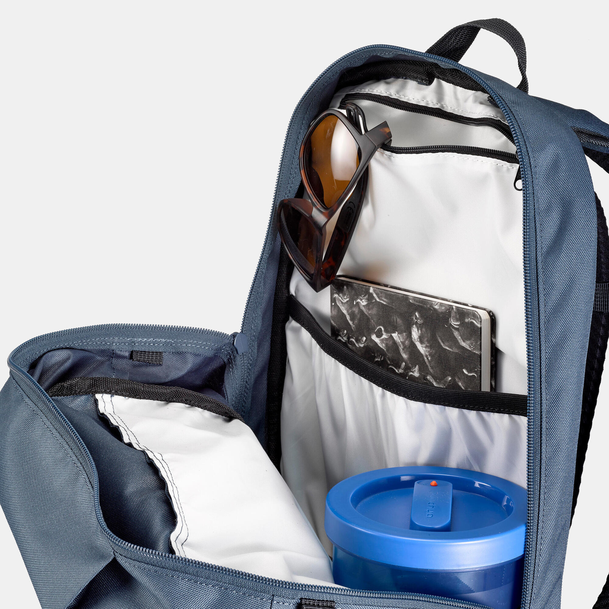 Quechua NH100 Arpenaz 20 L Hiking Backpack - Image 11