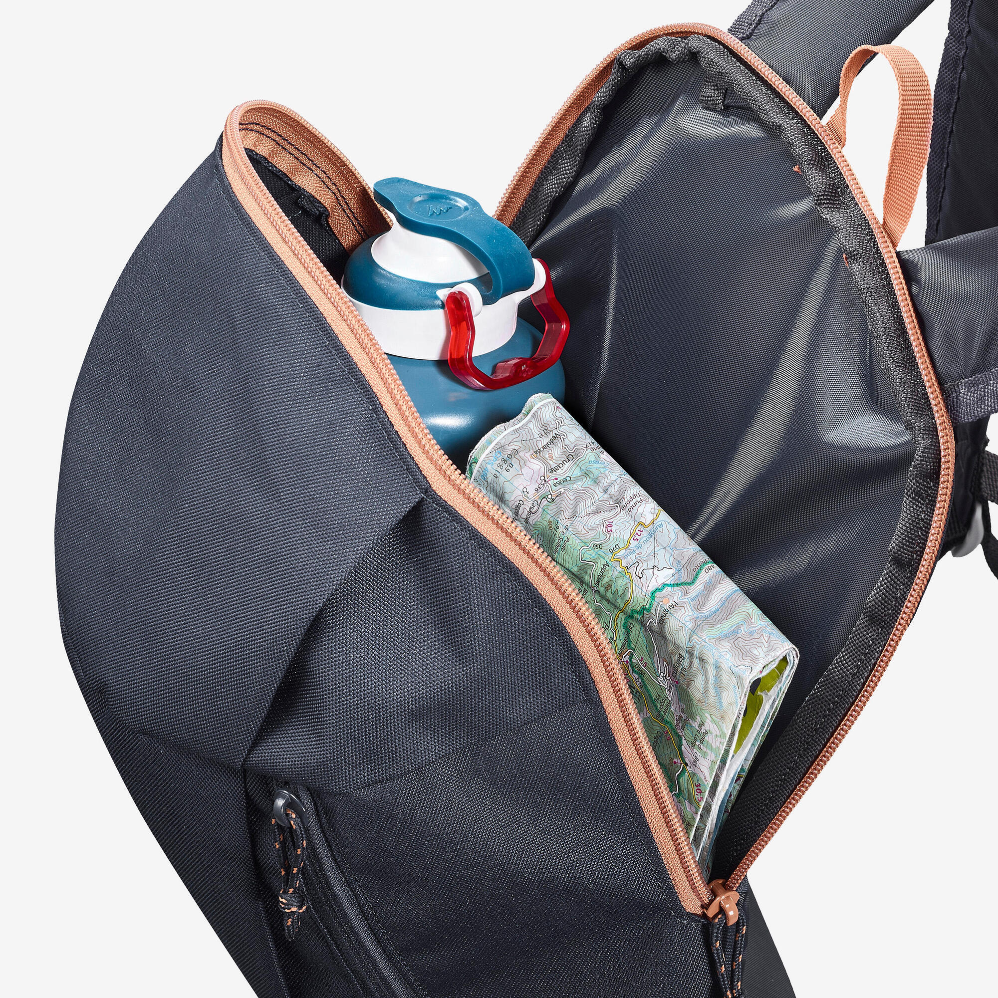 Quechua NH50 Arpenaz 10 L Hiking Backpack - Image 7