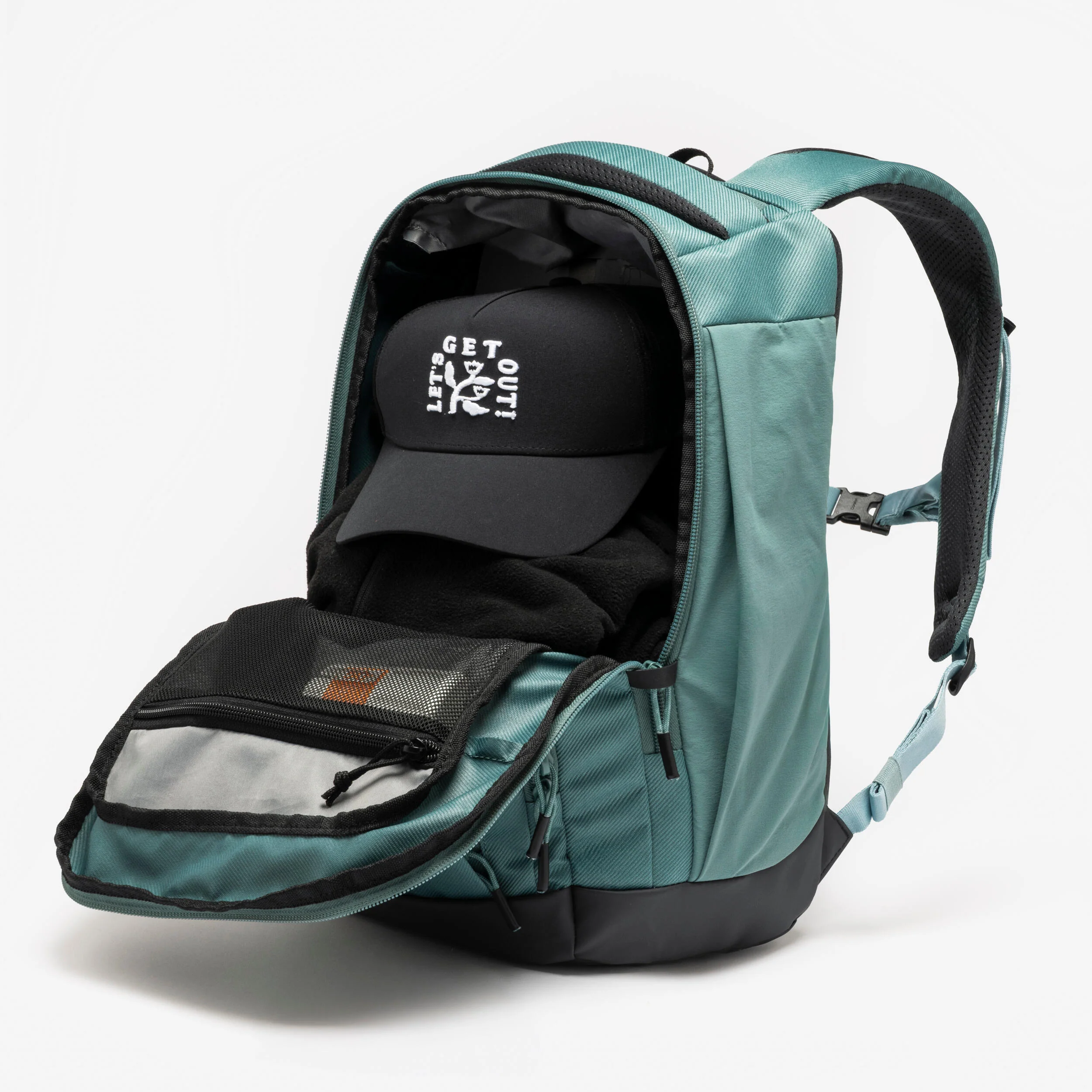 Quechua NH500 Escape 16 L Hiking Backpack - Image 31