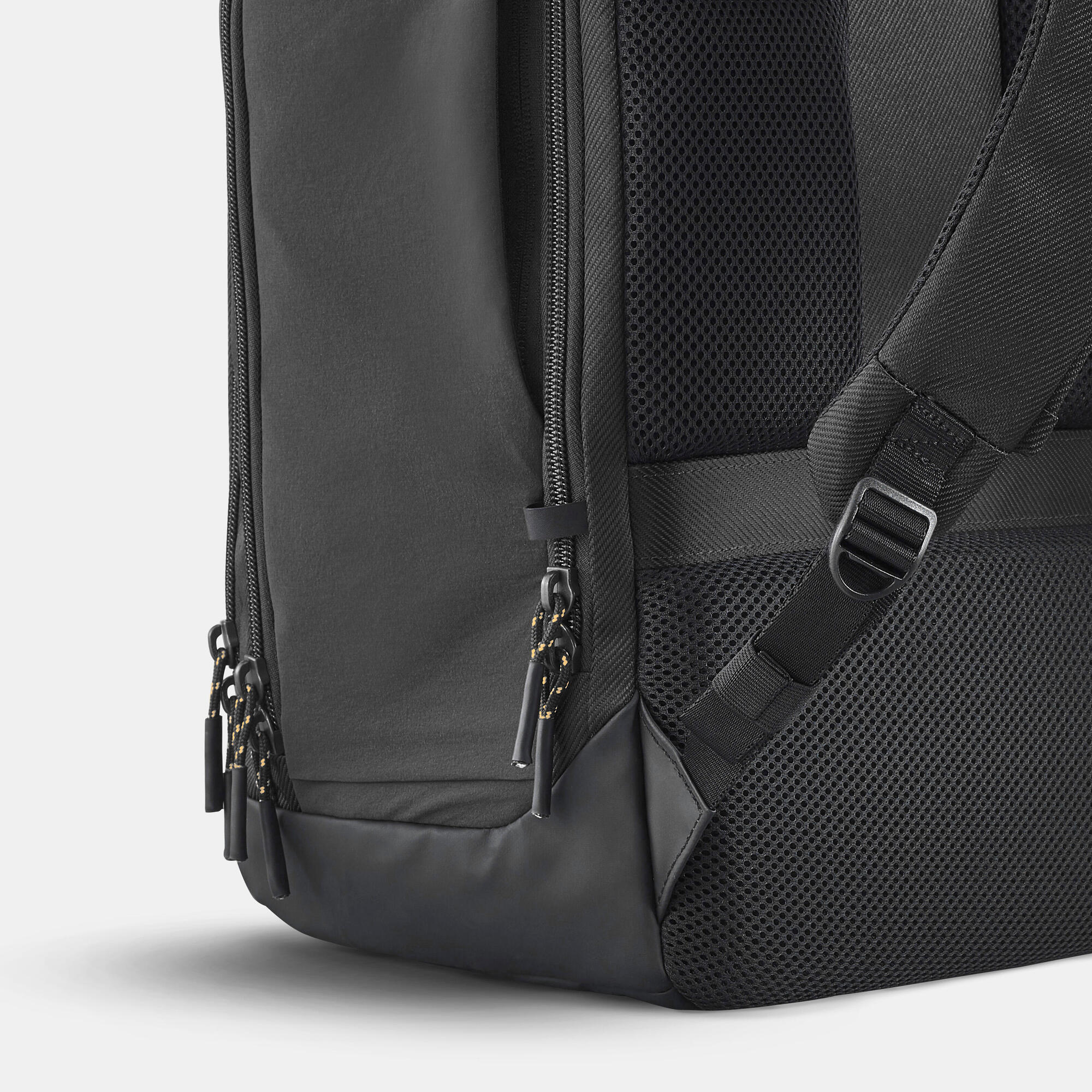 Quechua NH500 Escape 23 L Hiking Backpack - Image 16