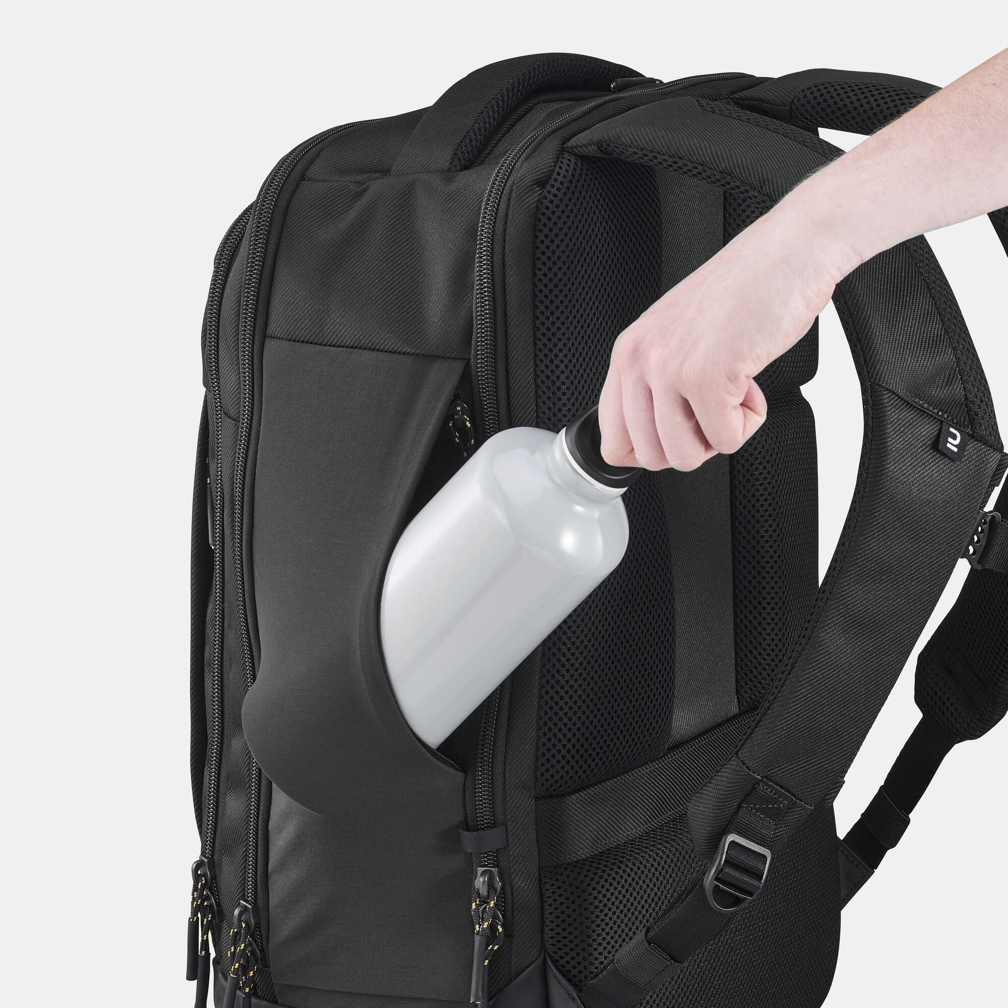 Quechua NH500 Escape 23 L Hiking Backpack - Image 17