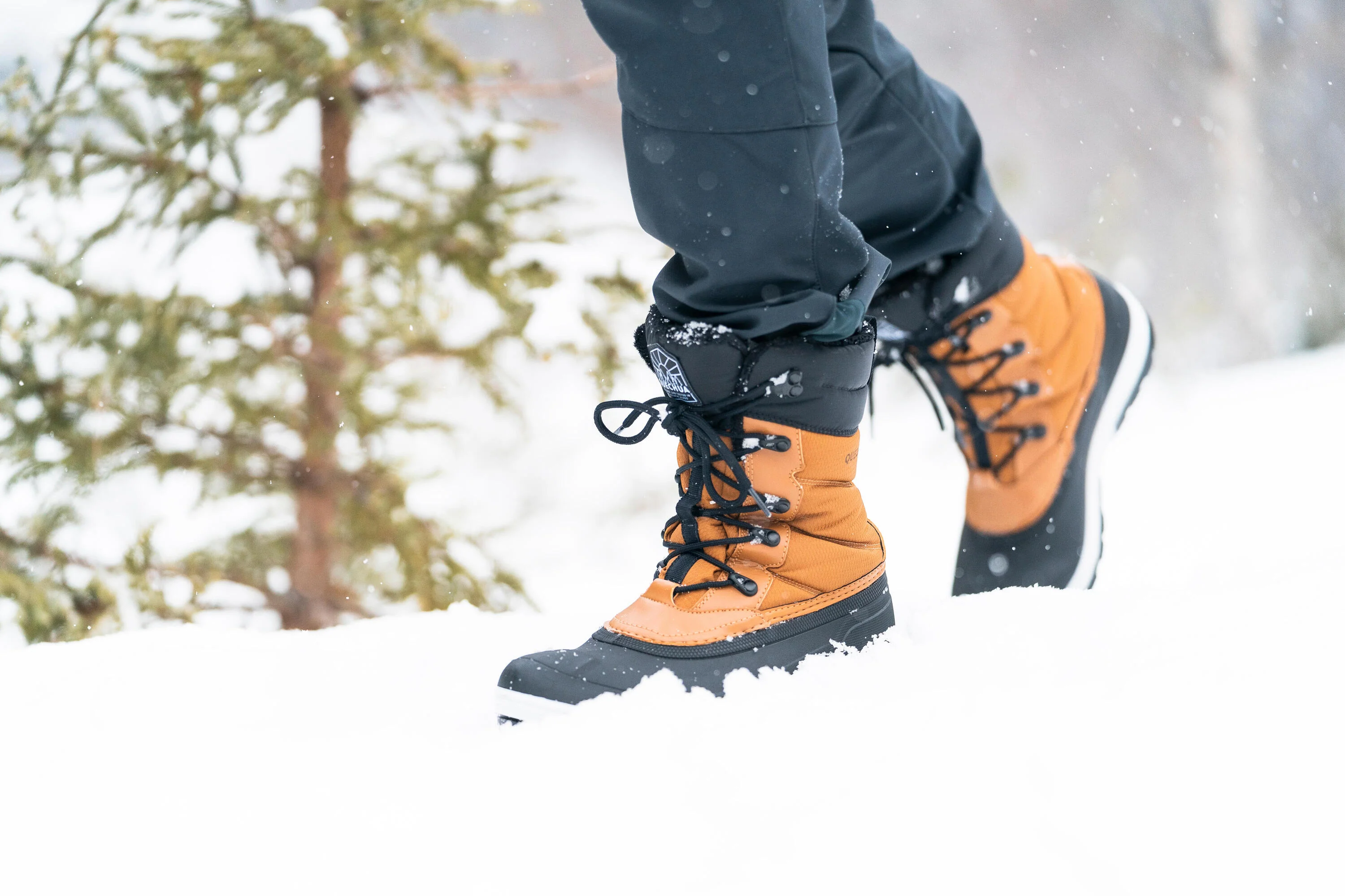 Quechua Men's NH500 Warm Waterproof Snow Boots - Image 8