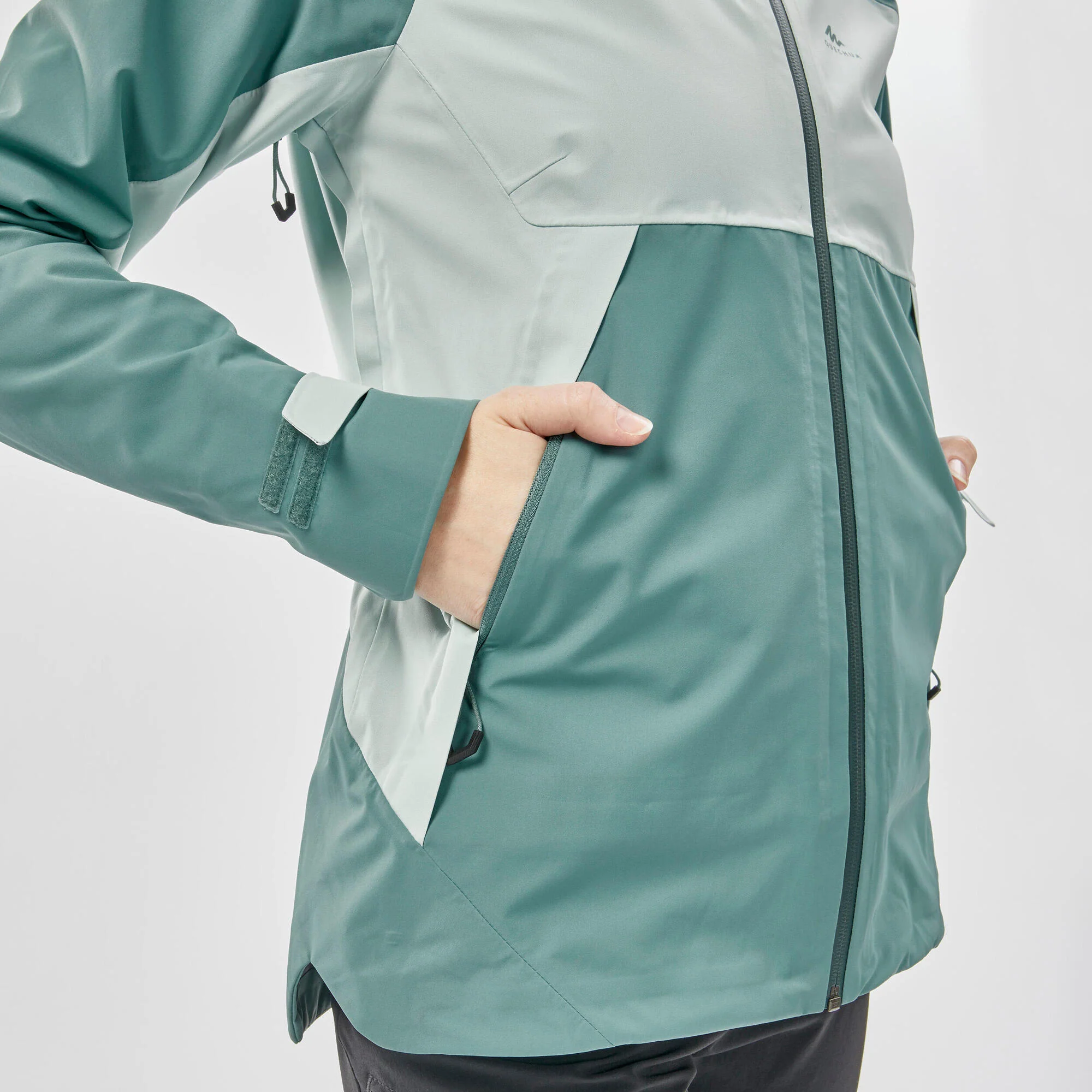 Quechua Women's MH500 Lightweight Waterproof Hiking Jacket - Image 16