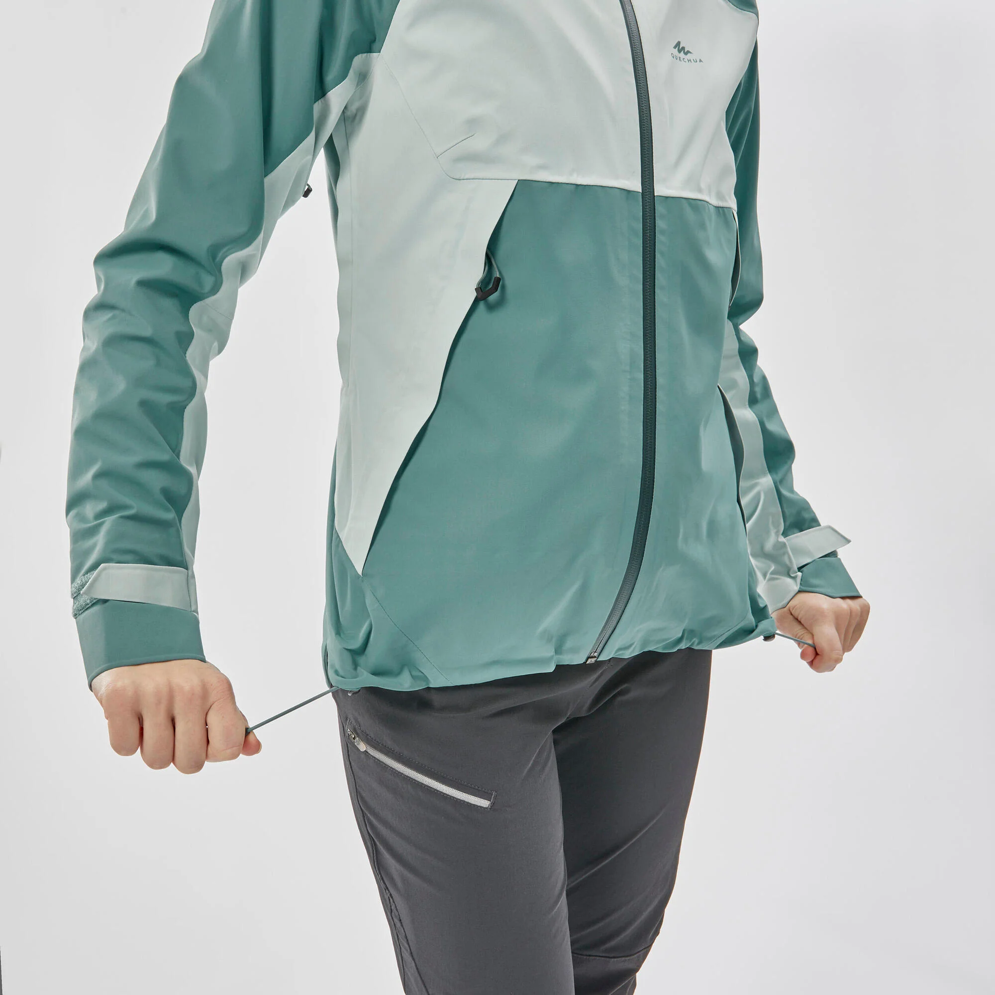 Quechua Women's MH500 Lightweight Waterproof Hiking Jacket - Image 24