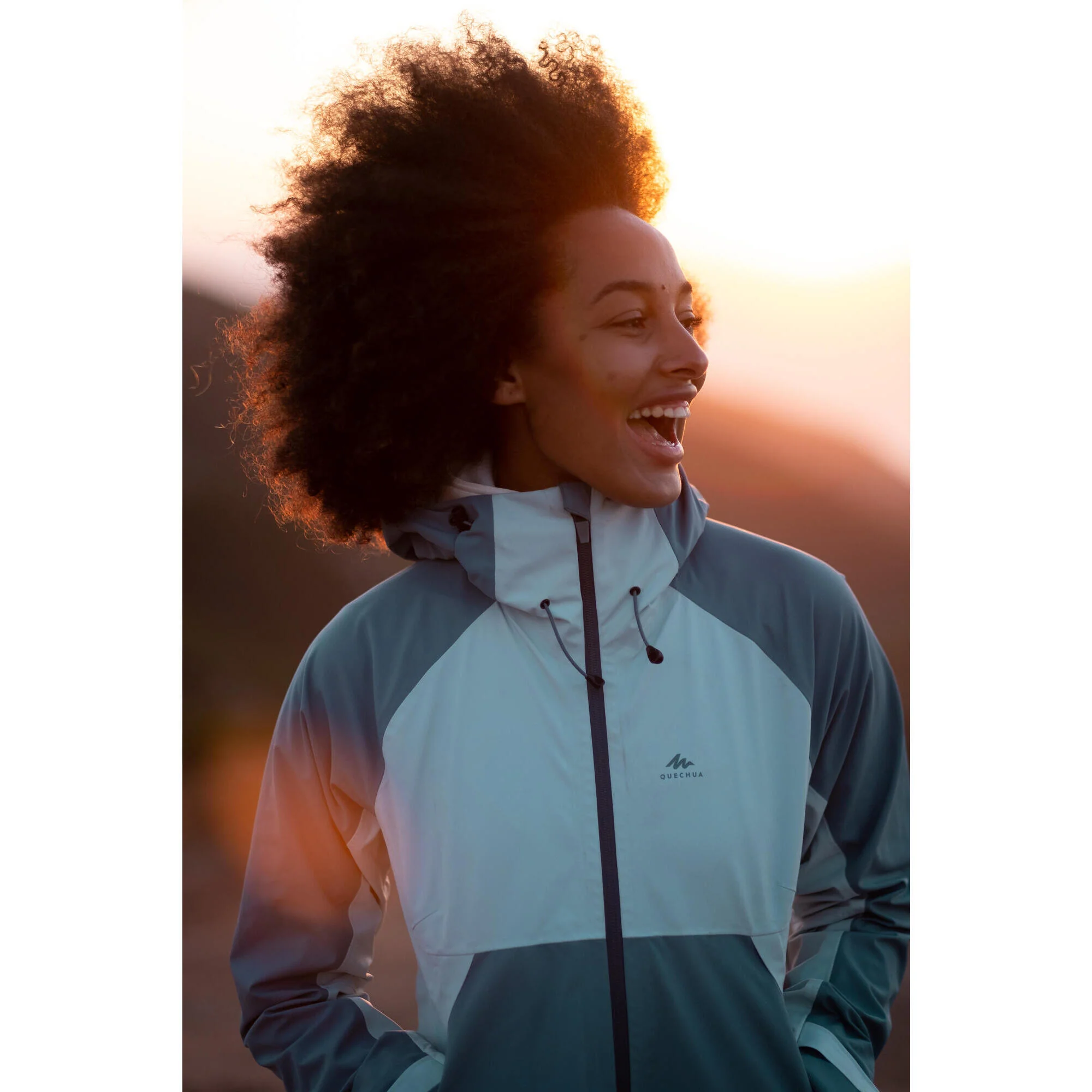 Quechua Women's MH500 Lightweight Waterproof Hiking Jacket - Image 28