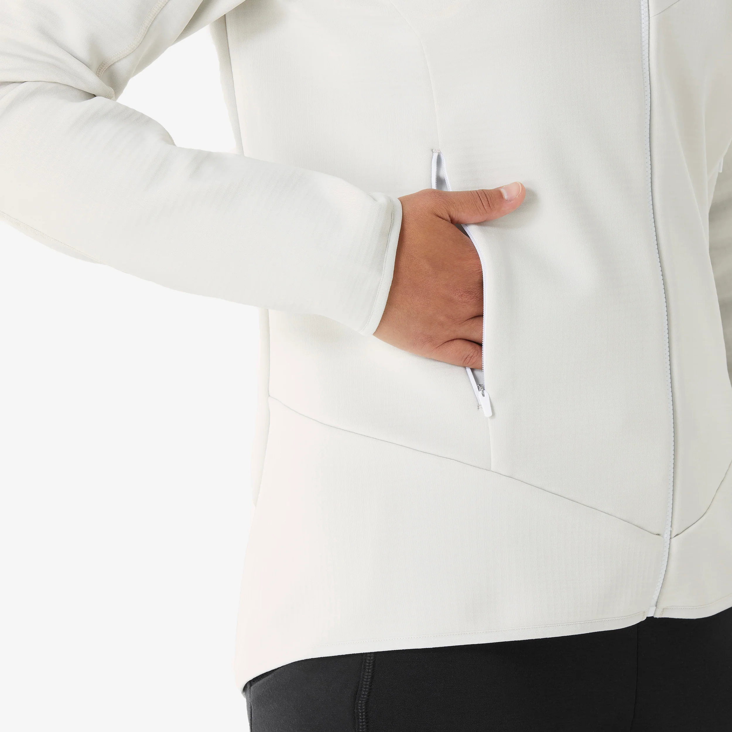 Quechua Women’s MH500 Full-Zip Hiking Fleece - Image 13