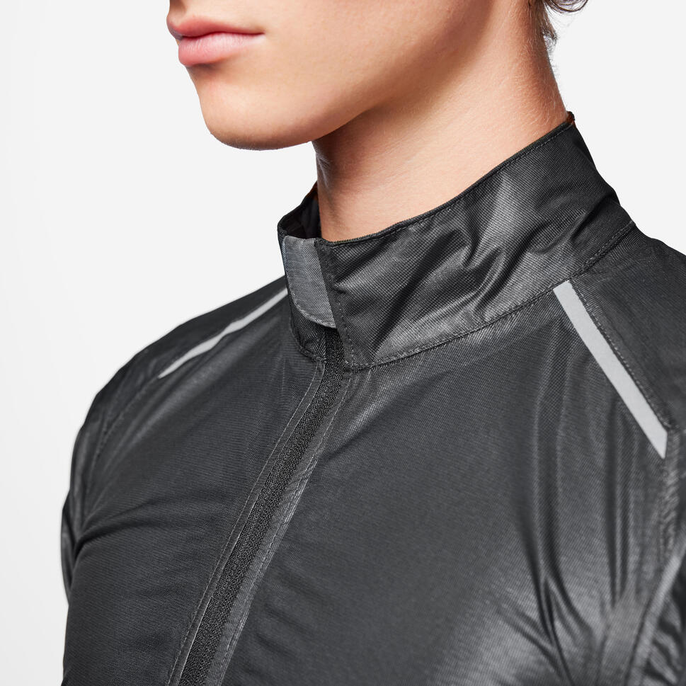 Van Rysel Men's Ultralight Waterproof Cycling Jacket - Image 5