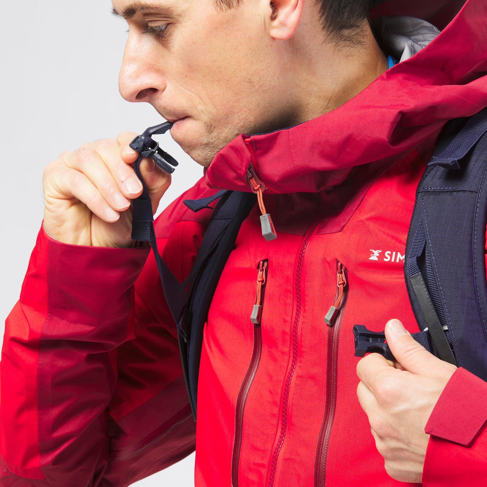 Simond Ice 30L Waterproof Mountaineering Backpack - Image 8