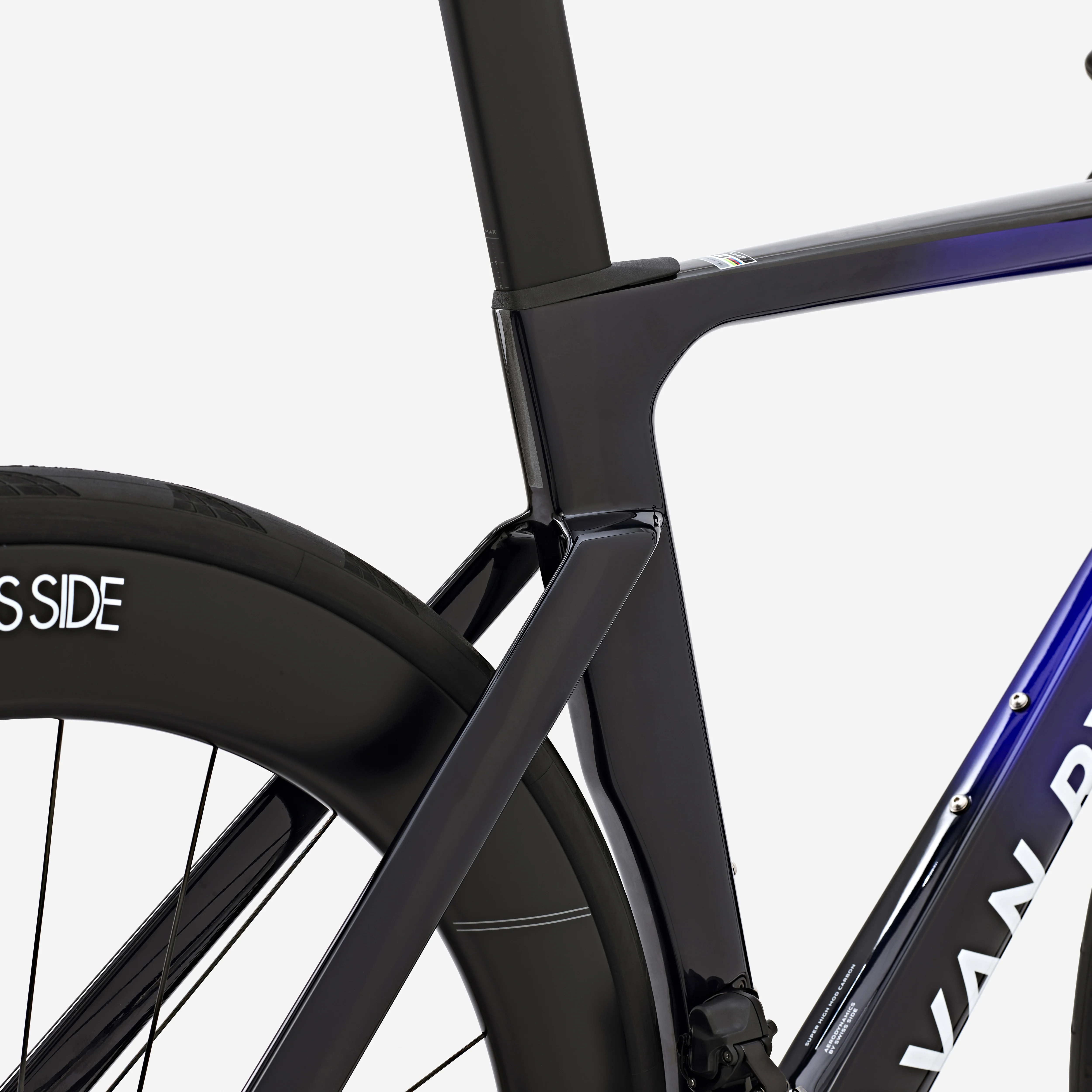 Van Rysel RCR-F Pro Ultegra Di2 - Image 9