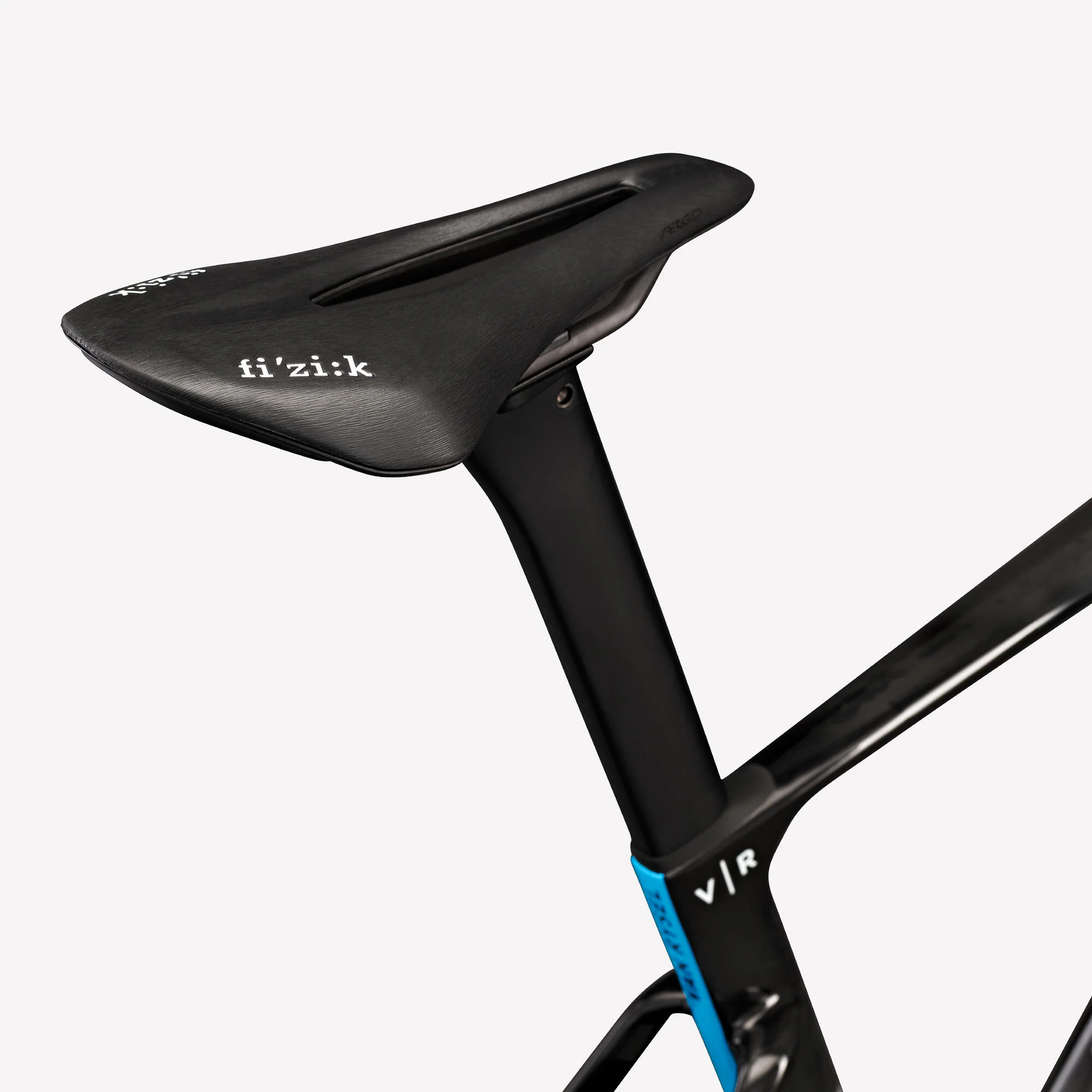 Van Rysel RCR Pro Replica Dura Ace Road Bike - Di2 AG2R Team - Image 10